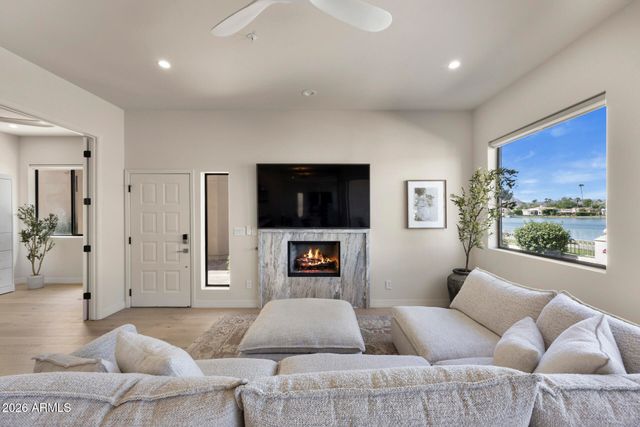 8270 N HAYDEN Road 1012, Scottsdale, AZ 85258