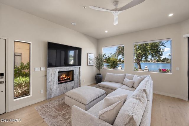 8270 N HAYDEN Road 1012, Scottsdale, AZ 85258