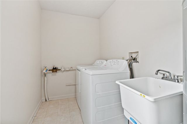 238 Huckleberry Ct, Marshall, PA 15090