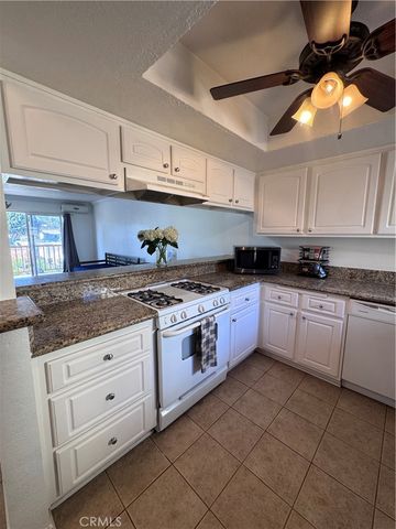 3516 E Ransom Street 303, Long Beach, CA 90804