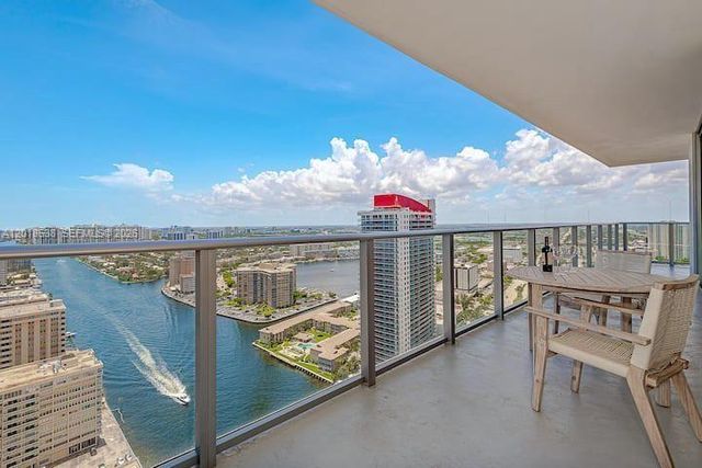 4010 S Ocean Dr R2708, Hollywood, FL 33019