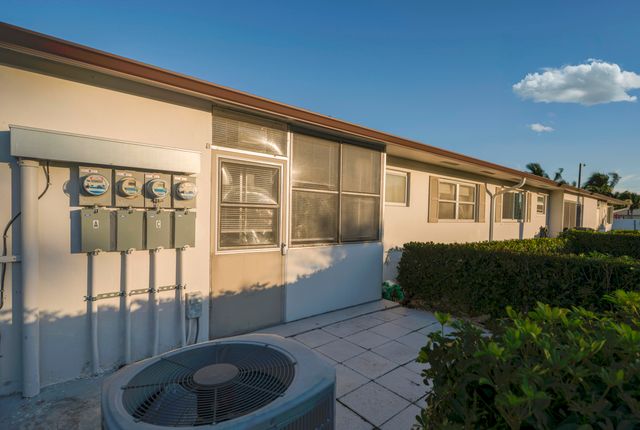 2835 Crosley Drive E B, West Palm Beach, FL 33415