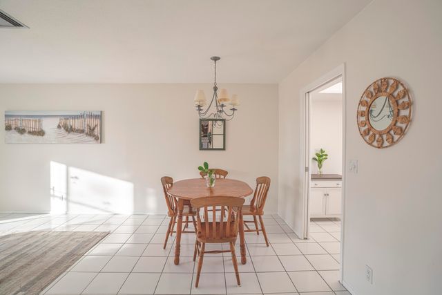 2835 Crosley Drive E B, West Palm Beach, FL 33415