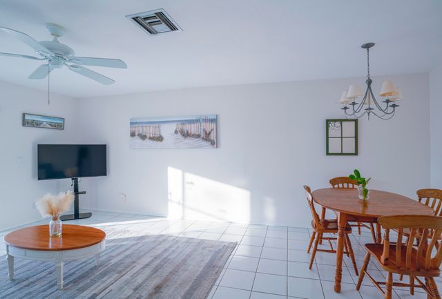 2835 Crosley Drive E B, West Palm Beach, FL 33415