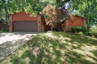 1912 LOVEJOY LN, Columbia, MO 65202