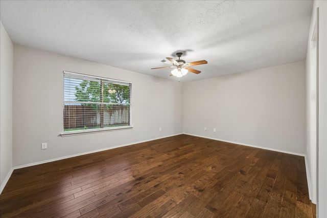 2138 Tower Bridge Road, Pearland, TX 77581