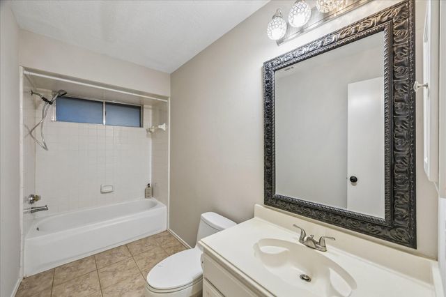 2138 Tower Bridge Road, Pearland, TX 77581