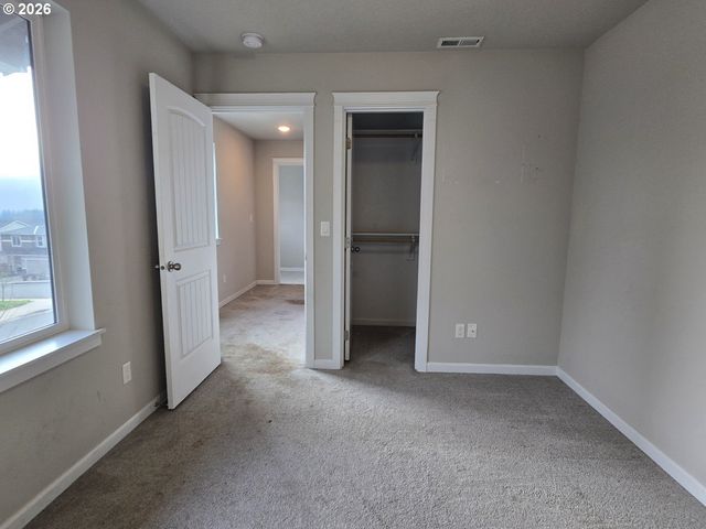 59531 EMERALD Loop, St Helens, OR 97051