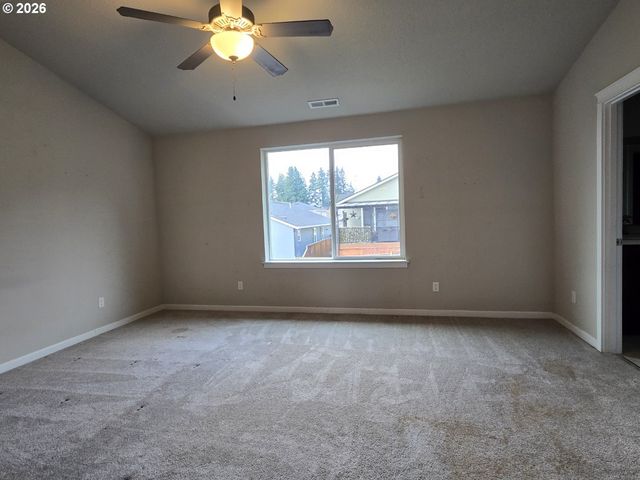 59531 EMERALD Loop, St Helens, OR 97051