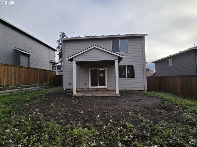 59531 EMERALD Loop, St Helens, OR 97051