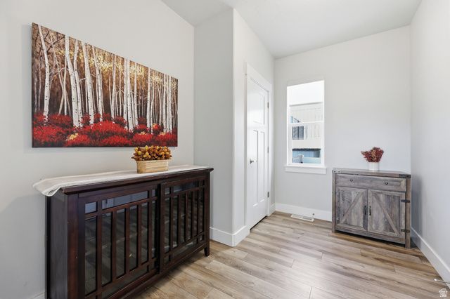 14706 S GLACIAL PEAK DR, Draper, UT 84020