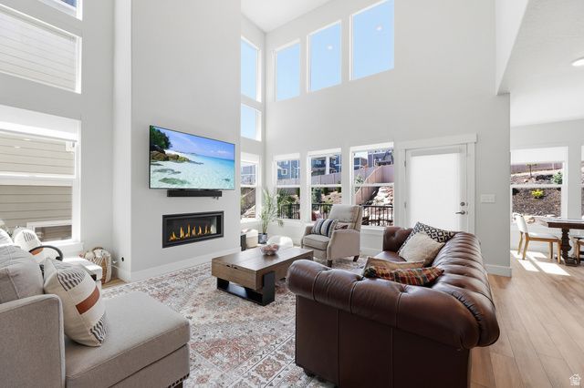 14706 S GLACIAL PEAK DR, Draper, UT 84020