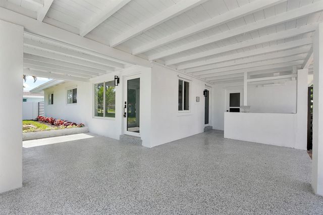 2160 NE 53rd Street, Fort Lauderdale, FL 33308