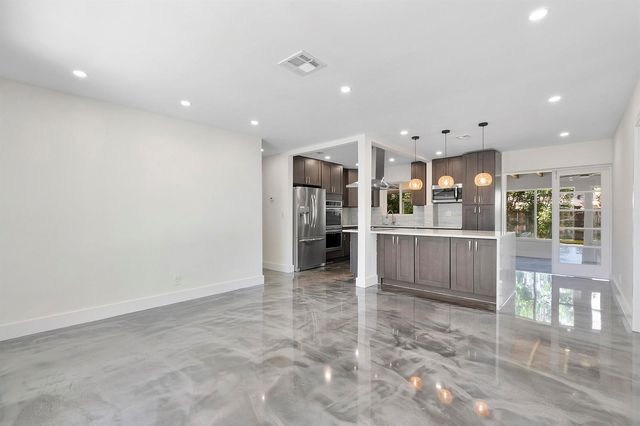 2160 NE 53rd Street, Fort Lauderdale, FL 33308