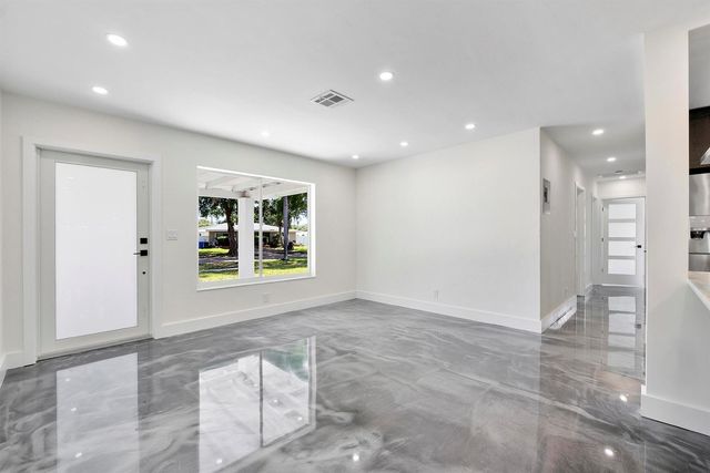 2160 NE 53rd Street, Fort Lauderdale, FL 33308
