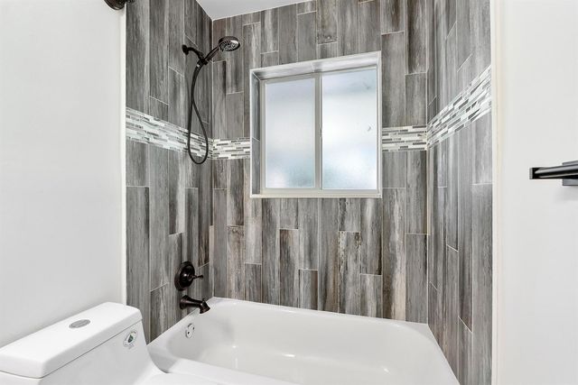 2160 NE 53rd Street, Fort Lauderdale, FL 33308