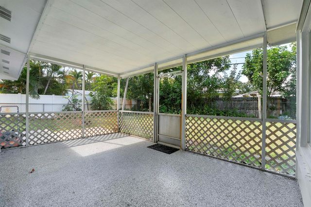 2160 NE 53rd Street, Fort Lauderdale, FL 33308