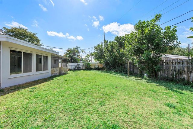 2160 NE 53rd Street, Fort Lauderdale, FL 33308
