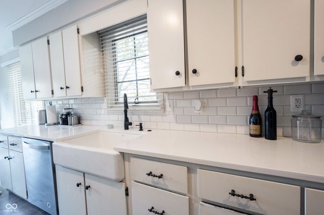 5344 Thicket Hill Lane, Indianapolis, IN 46226