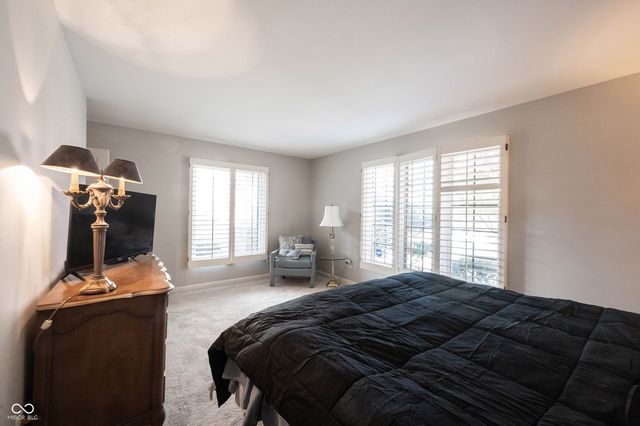 5344 Thicket Hill Lane, Indianapolis, IN 46226