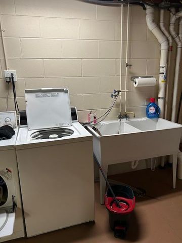 1001 Fremont Place, Burnsville, MN 55337