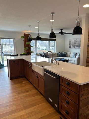 1001 Fremont Place, Burnsville, MN 55337