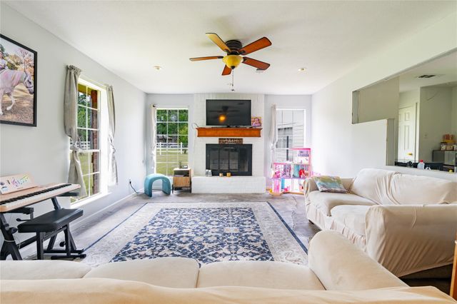 15486 W Loop Drive, Plantersville, TX 77363