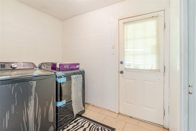 15486 W Loop Drive, Plantersville, TX 77363