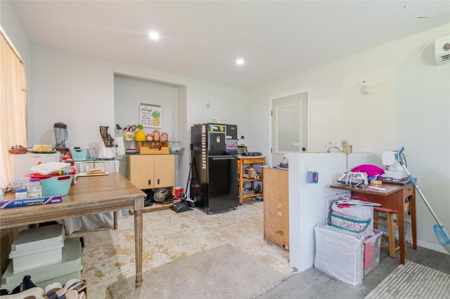 15486 W Loop Drive, Plantersville, TX 77363