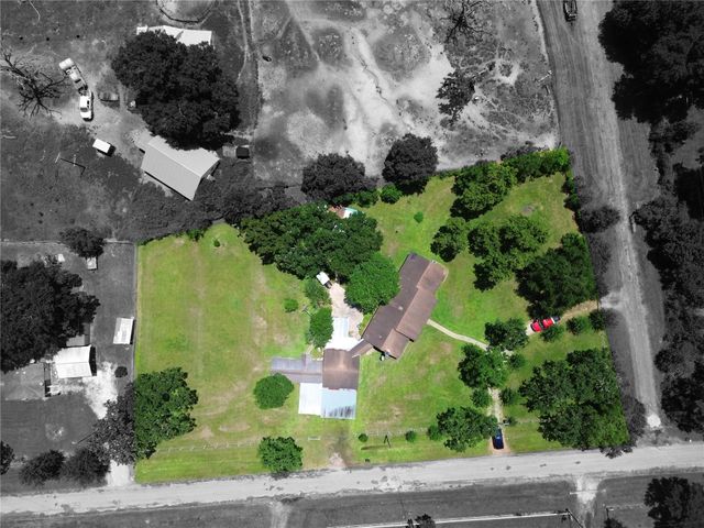 15486 W Loop Drive, Plantersville, TX 77363