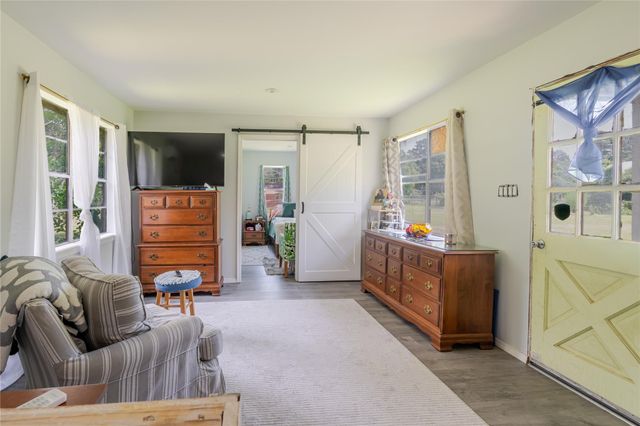 15486 W Loop Drive, Plantersville, TX 77363