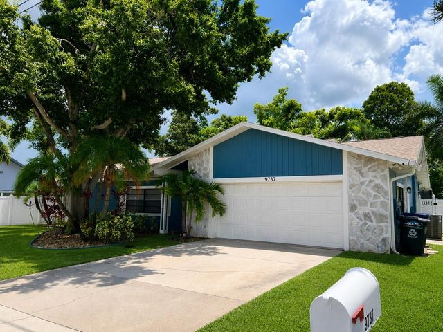 9737 135TH STREET, Seminole, FL 33776