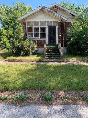 1965 W 10th Place, Gary, IN 46404