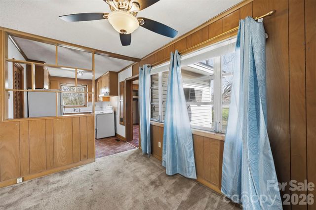 108 W Washington Avenue, Bessemer City, NC 28016