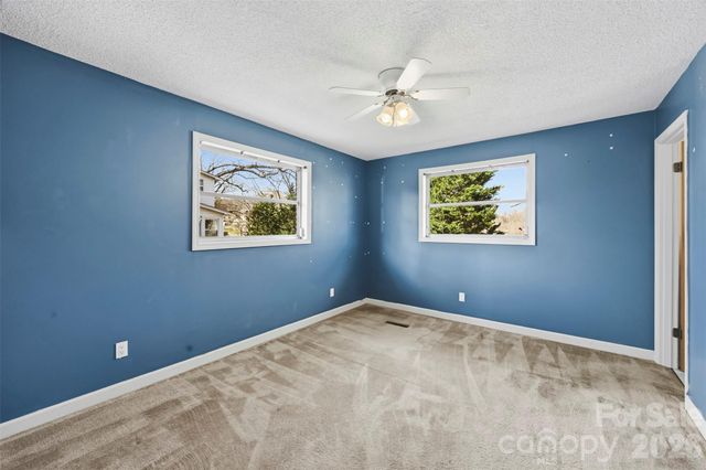 108 W Washington Avenue, Bessemer City, NC 28016