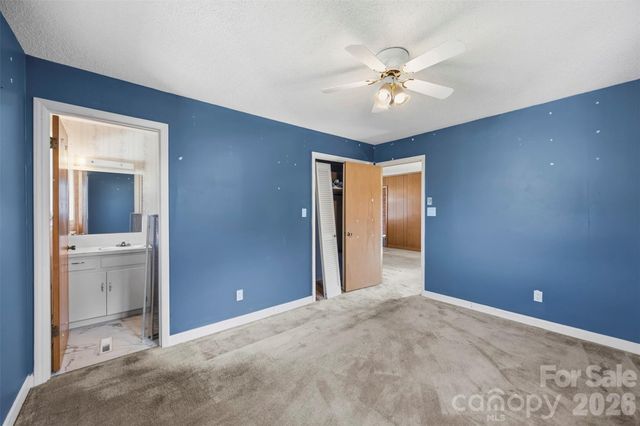 108 W Washington Avenue, Bessemer City, NC 28016