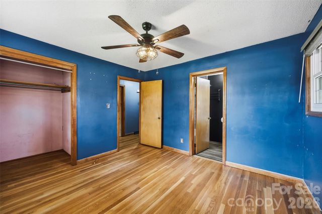 108 W Washington Avenue, Bessemer City, NC 28016