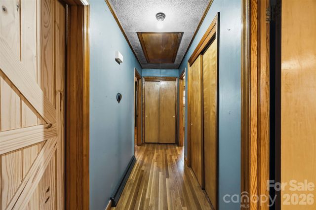 108 W Washington Avenue, Bessemer City, NC 28016