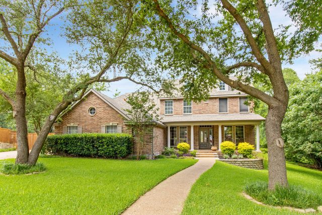 202 Stone Hollow Court, Prosper, TX 75078