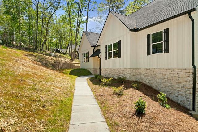 3146 Highland Circle, Rocky Face, GA 30740