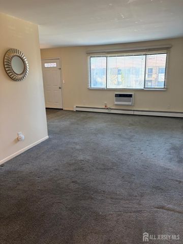 648 Cricket Lane, Woodbridge Proper, NJ 07095