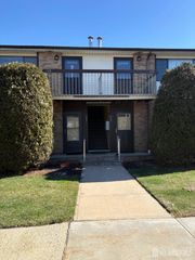 648 Cricket Lane, Woodbridge Proper, NJ 07095