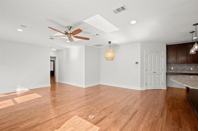 2110 Oxford Ave, Austin, TX 78704