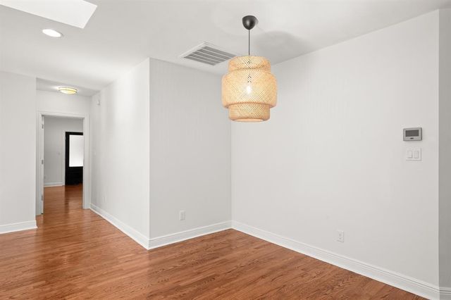 2110 Oxford Ave, Austin, TX 78704