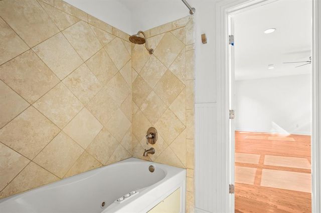 2110 Oxford Ave, Austin, TX 78704