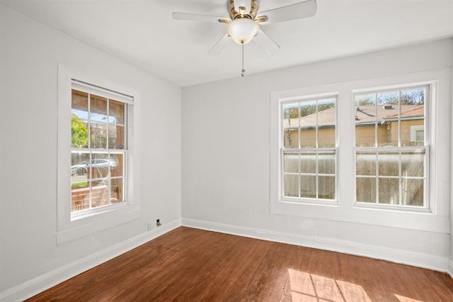 2110 Oxford Ave, Austin, TX 78704