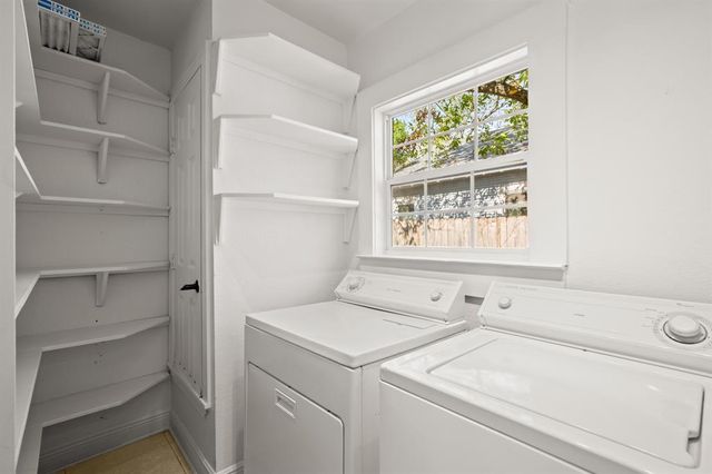 2110 Oxford Ave, Austin, TX 78704