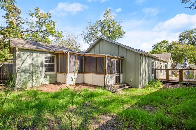 2110 Oxford Ave, Austin, TX 78704