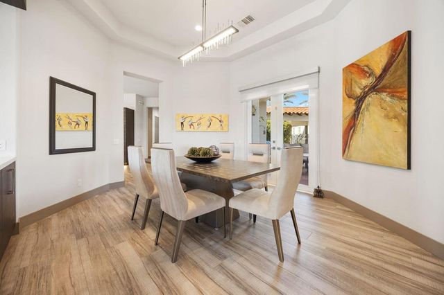 282 Loch Lomond Road, Rancho Mirage, CA 92270