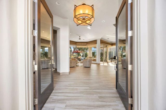 282 Loch Lomond Road, Rancho Mirage, CA 92270